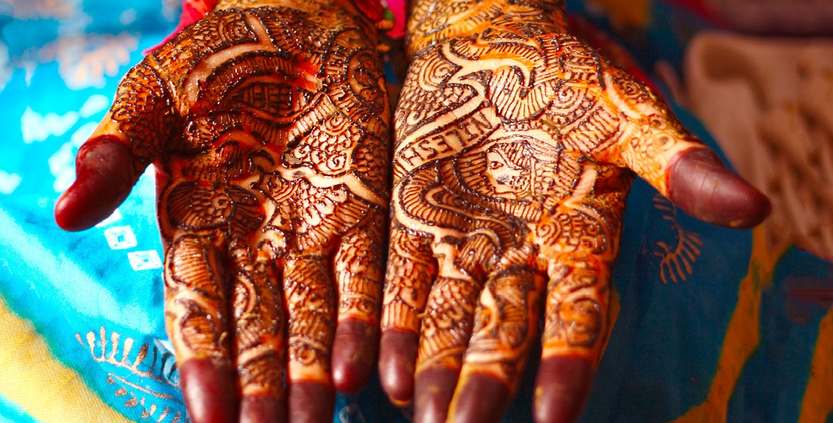 gangaur festival mehndi