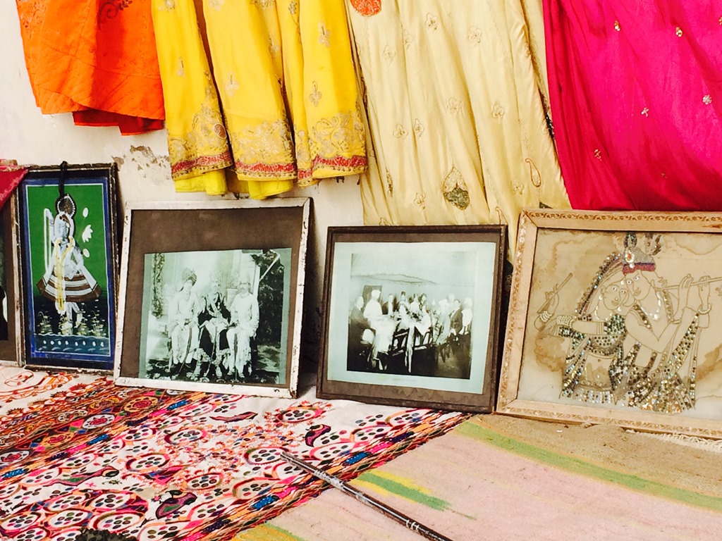 Things to Buy in Udaipur (Paintings and Sculptures 1)