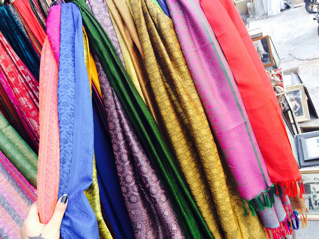 Things to Buy in Udaipur (Shawls and Stoles)