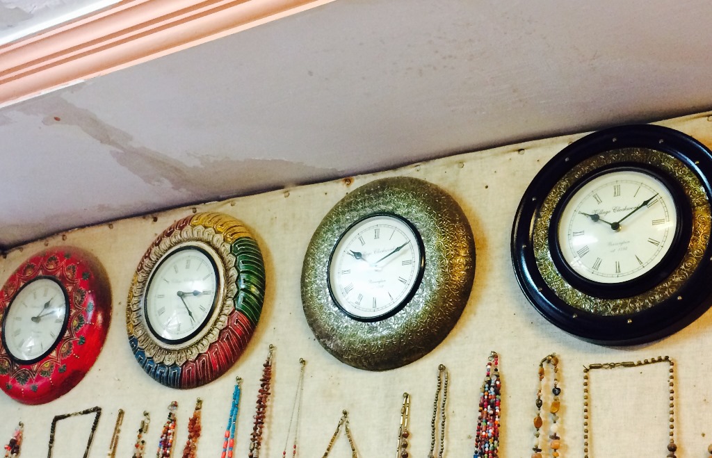 Things to Buy in Udaipur (Wall Clocks)