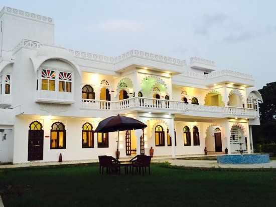 Bonjour Paradise Resort Udaipur