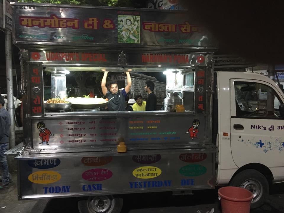 The Poha Truck - Manmohan Tea & Nashta Centre