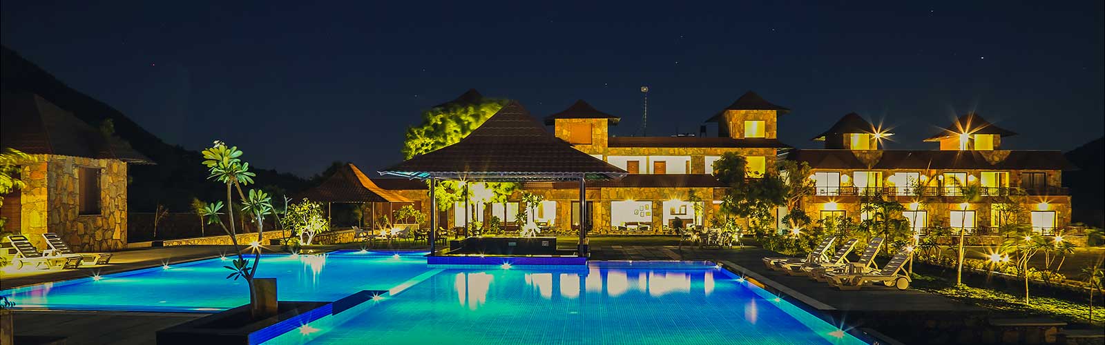 Tree Leaf Resort