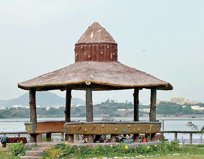 Golden Park Udaipur 1